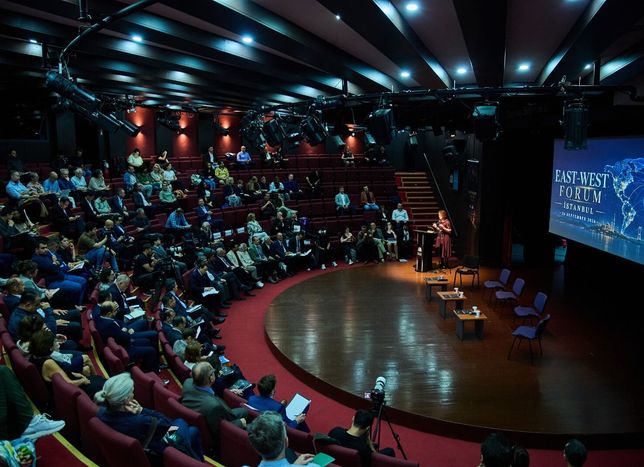 East-West Forum İstanbul'da toplandı: Hegemonyacılık sona eriyor